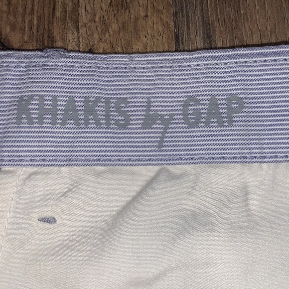 Khakis by GAP. Broken-In Straight. Size 0. 100% Cotton. Blue Mini Stripe. - Picture 5 of 9